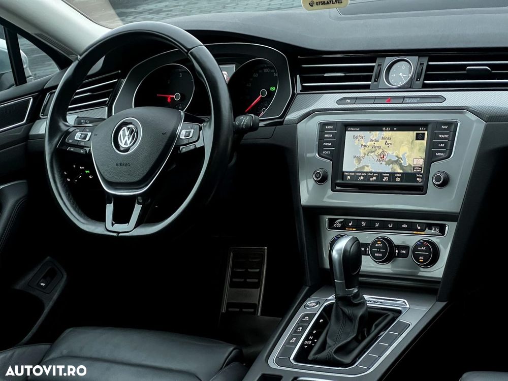 Volkswagen Passat Alltrack - 8