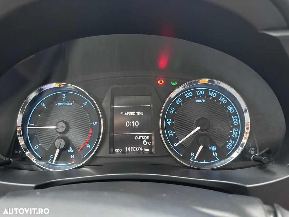 Toyota Corolla 1.4 D-4D Sol - 22