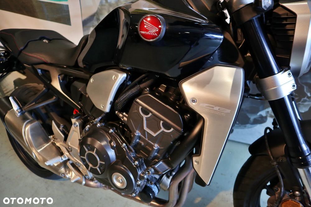 Honda CB - 15