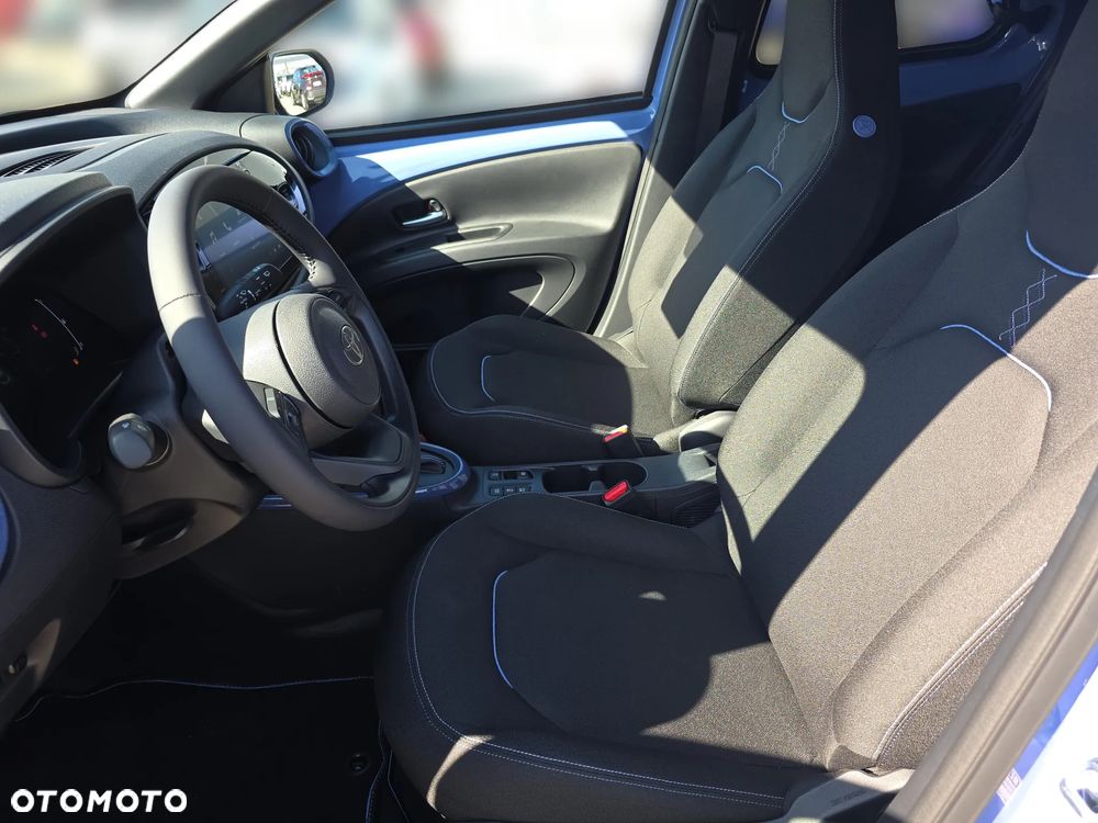 Toyota Aygo X - 15