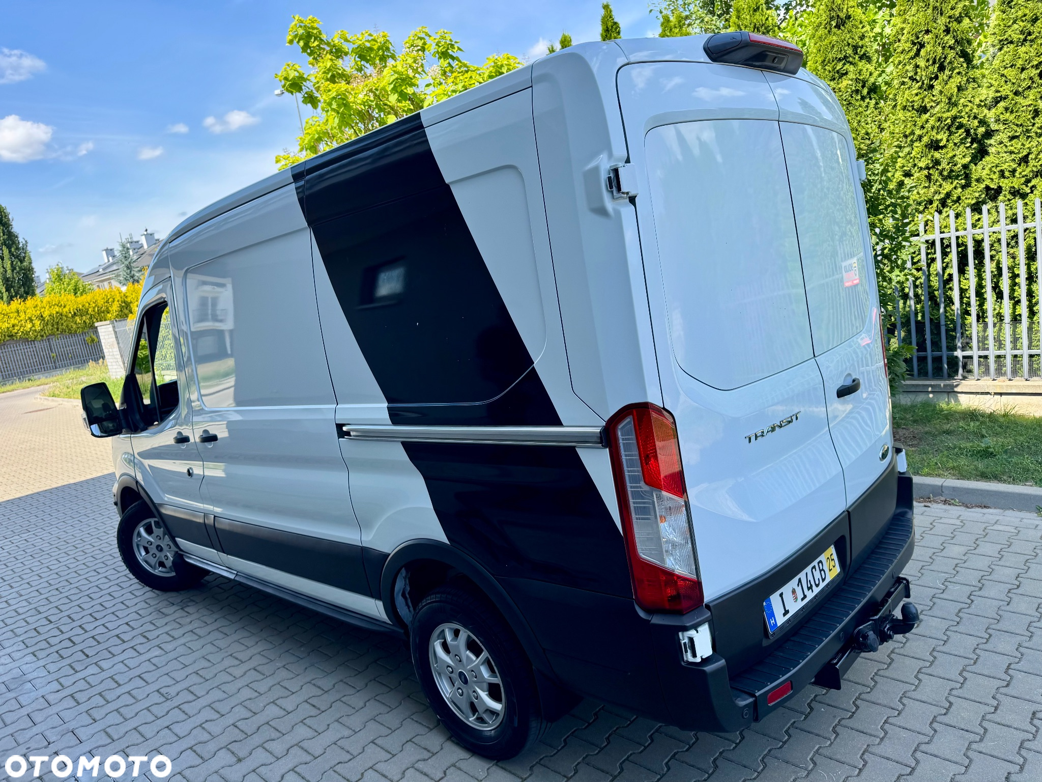Ford TRANSIT AWD 4X4 podwójne drzwi / drzwi tylne 180 Faktura VAT 23% Kamera Monitor 170KM klimatyzacja podgrzewane siedzenia czujniki 3 osobowy faktura VAT23% serwis zadbany BOGATA OPCJA L2H2 wysoki napęd na cztery koła - 14