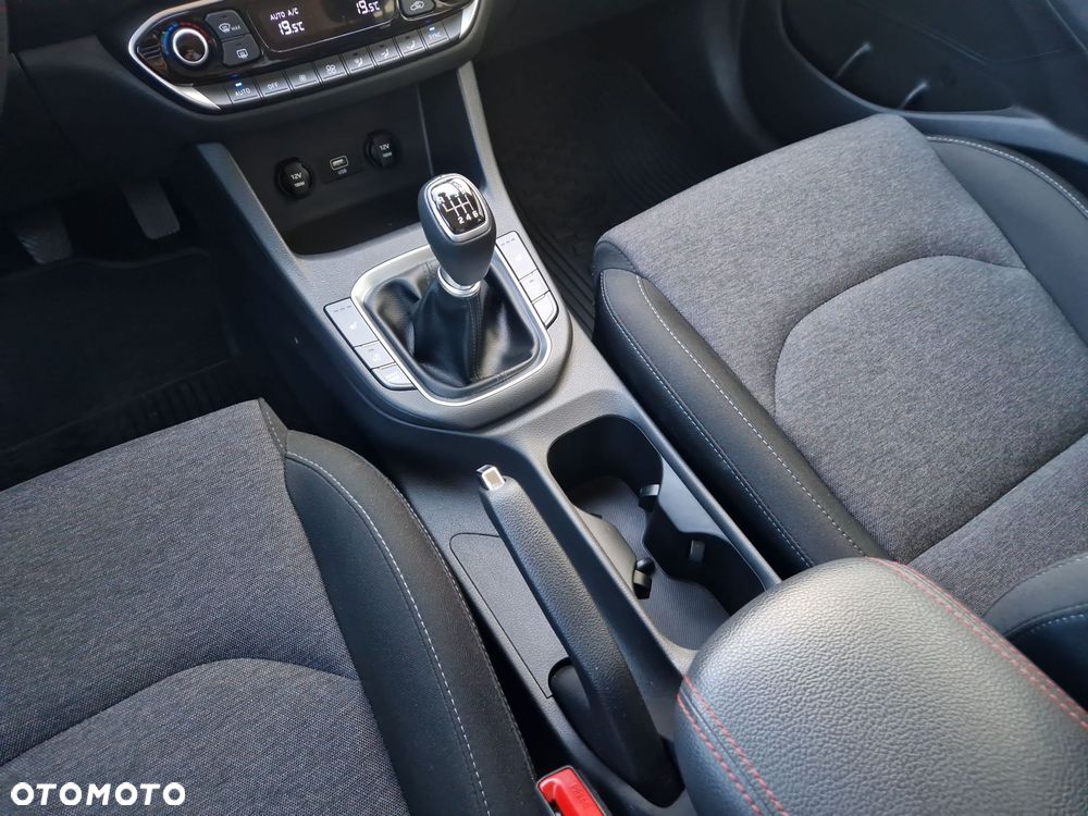 Hyundai i30 1.5 T-GDI 48V Smart - 15