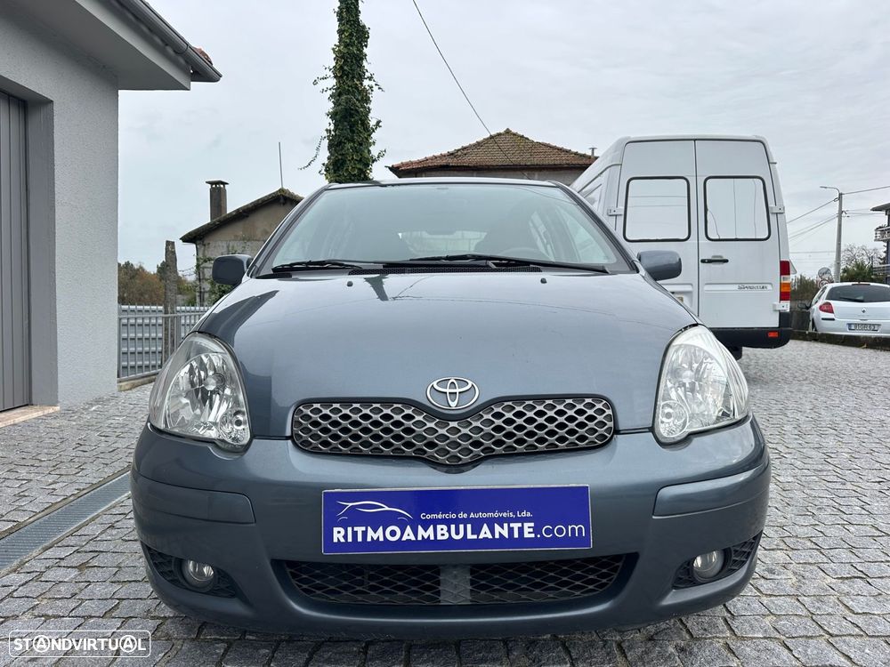 Toyota Yaris 1.0 Sol AC - 2