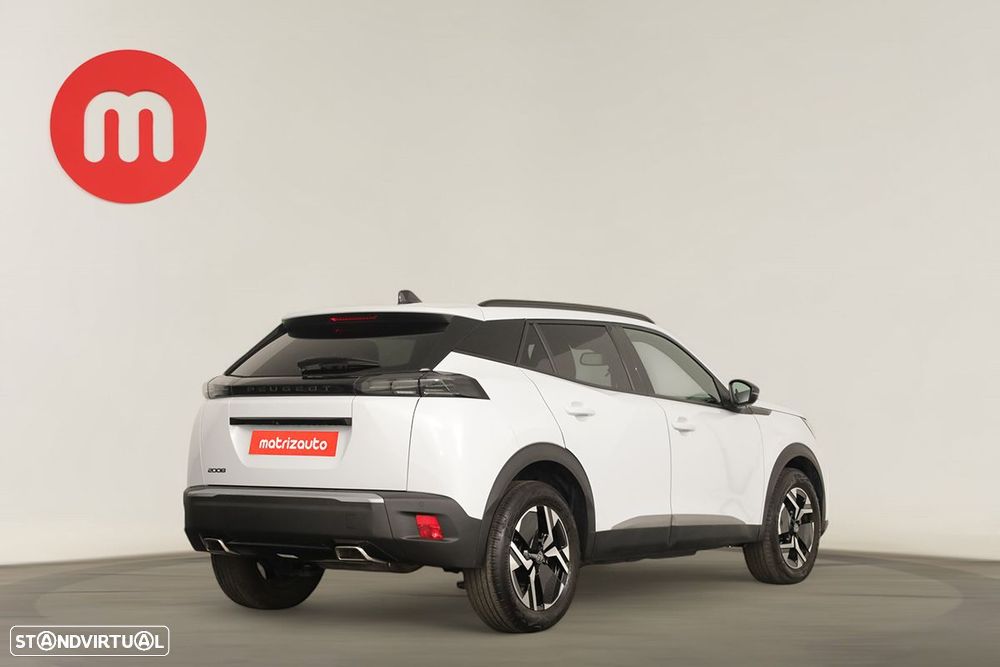 Peugeot 2008 1.2 PureTech Allure EAT8 - 4