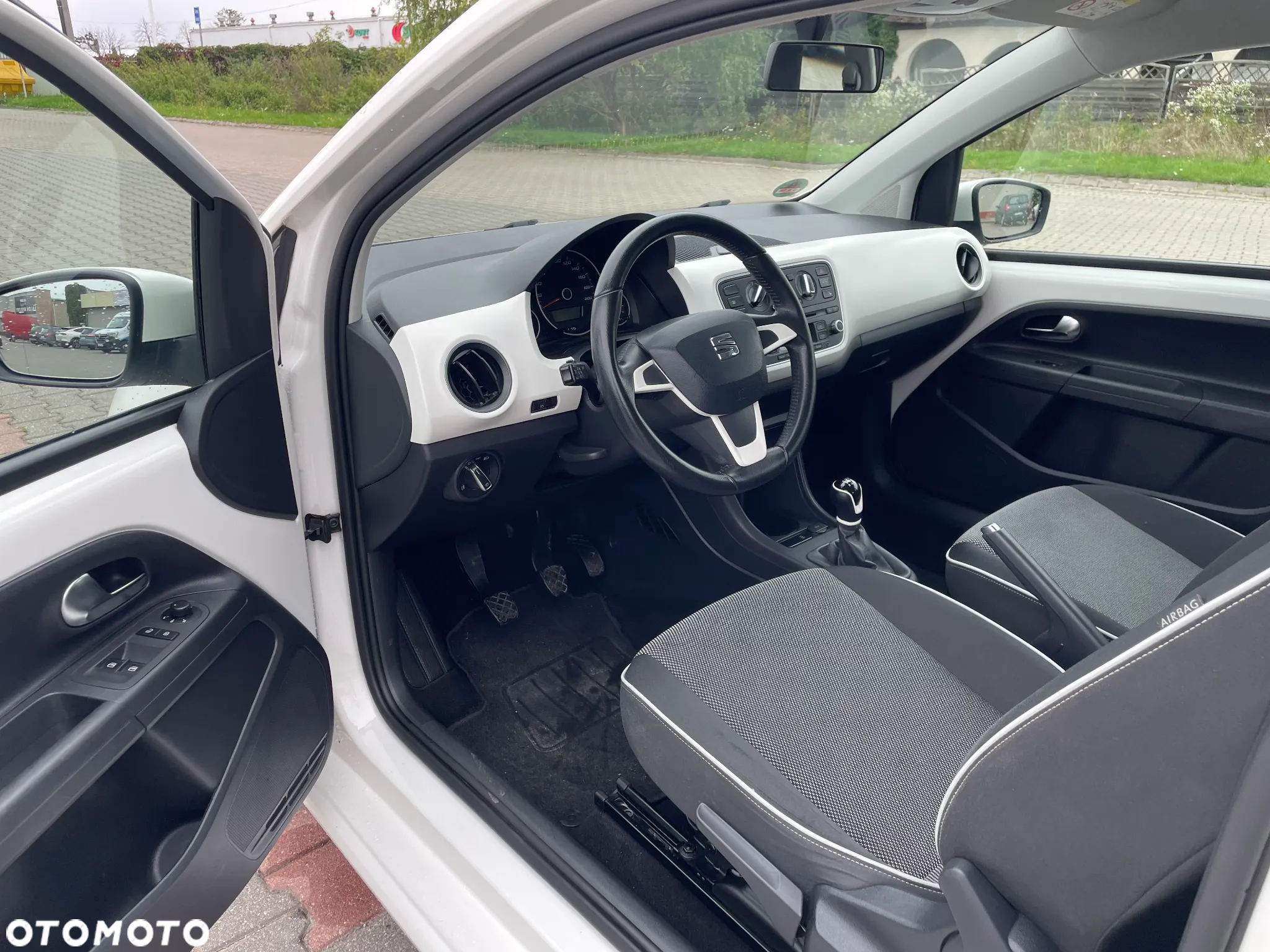 Seat Mii 1.0 Ecomotive Chic EU6 - 4