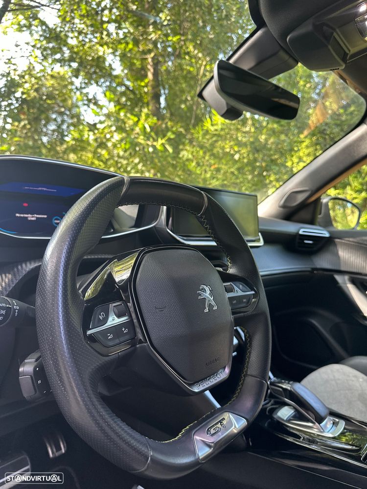 Peugeot e-2008 GT Pack - 21