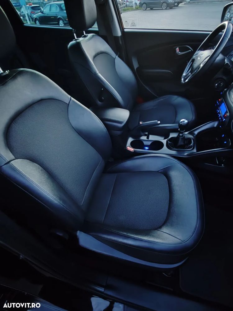 Hyundai ix35 1.7 CRDI 2WD blue Finale - 13