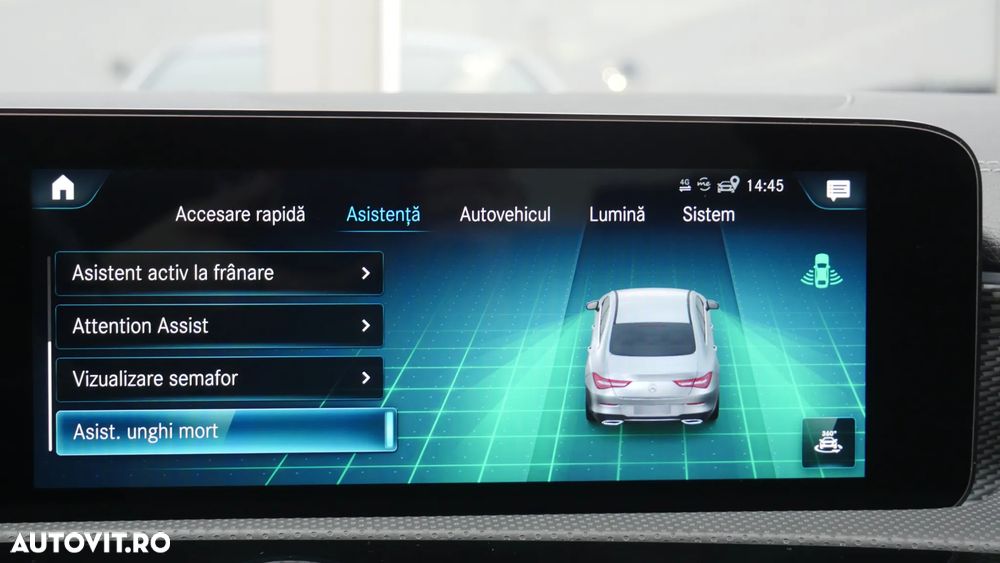 Mercedes-Benz CLA - 32