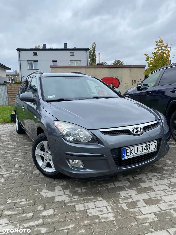 Hyundai i30 ver-1-6-comfort - 1