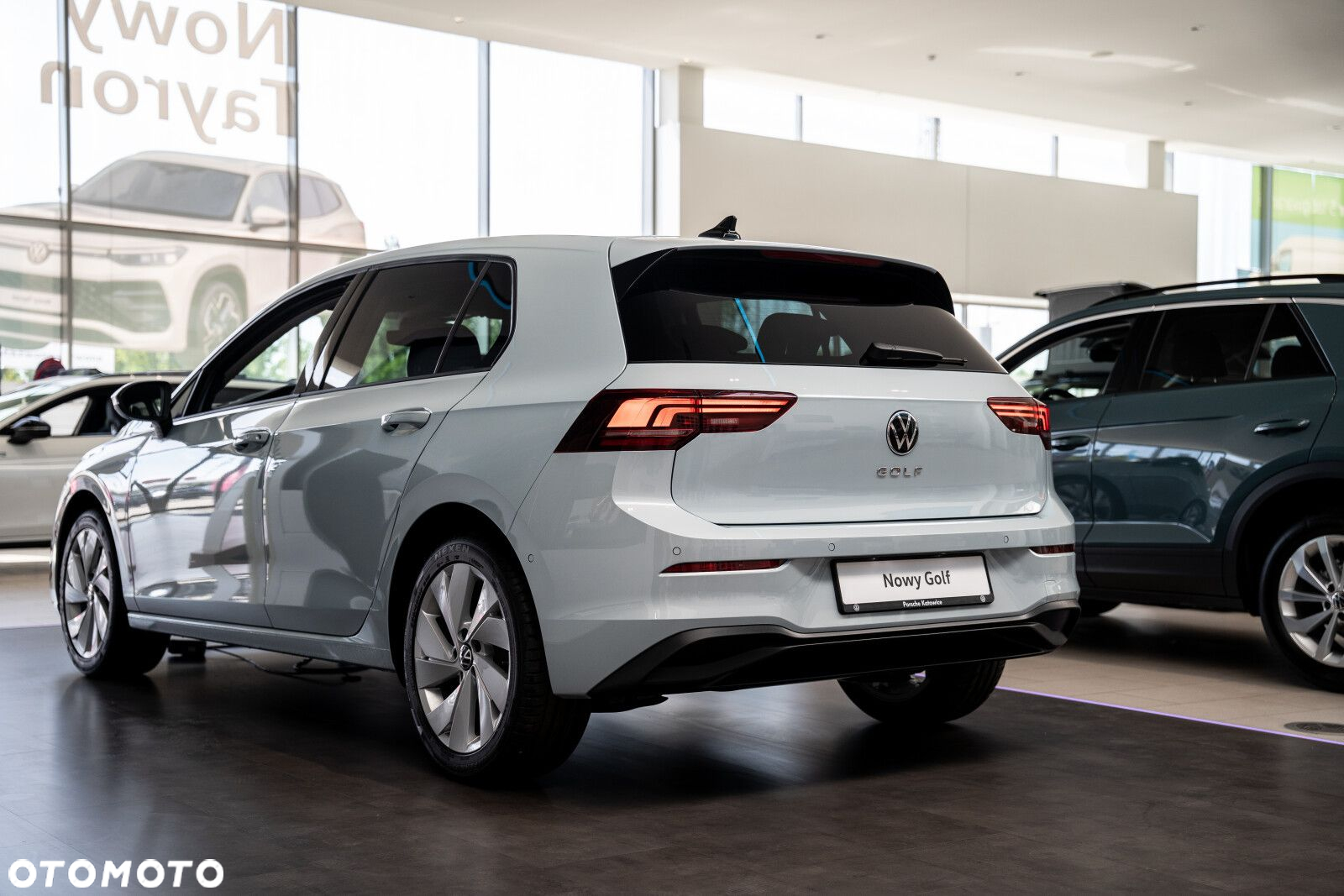 Volkswagen Golf - 4