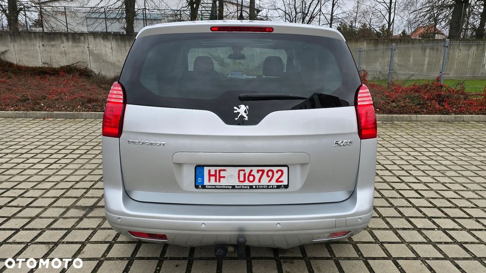 Peugeot 5008 - 6