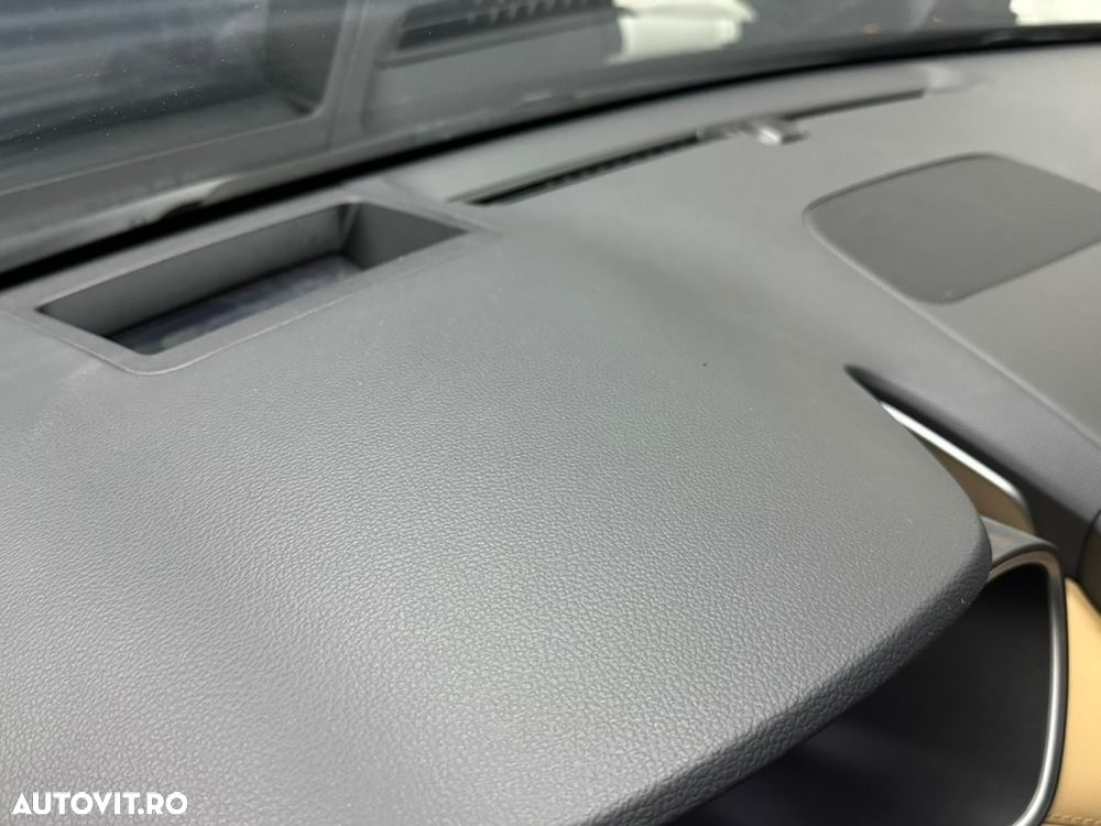 Hyundai Santa Fe 1.6 Plugin-Hybrid 4WD SEVEN Signature - 16