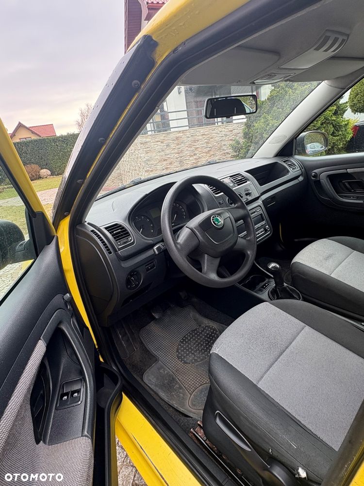 Skoda Fabia 1.2 HTP FAMILY - 11