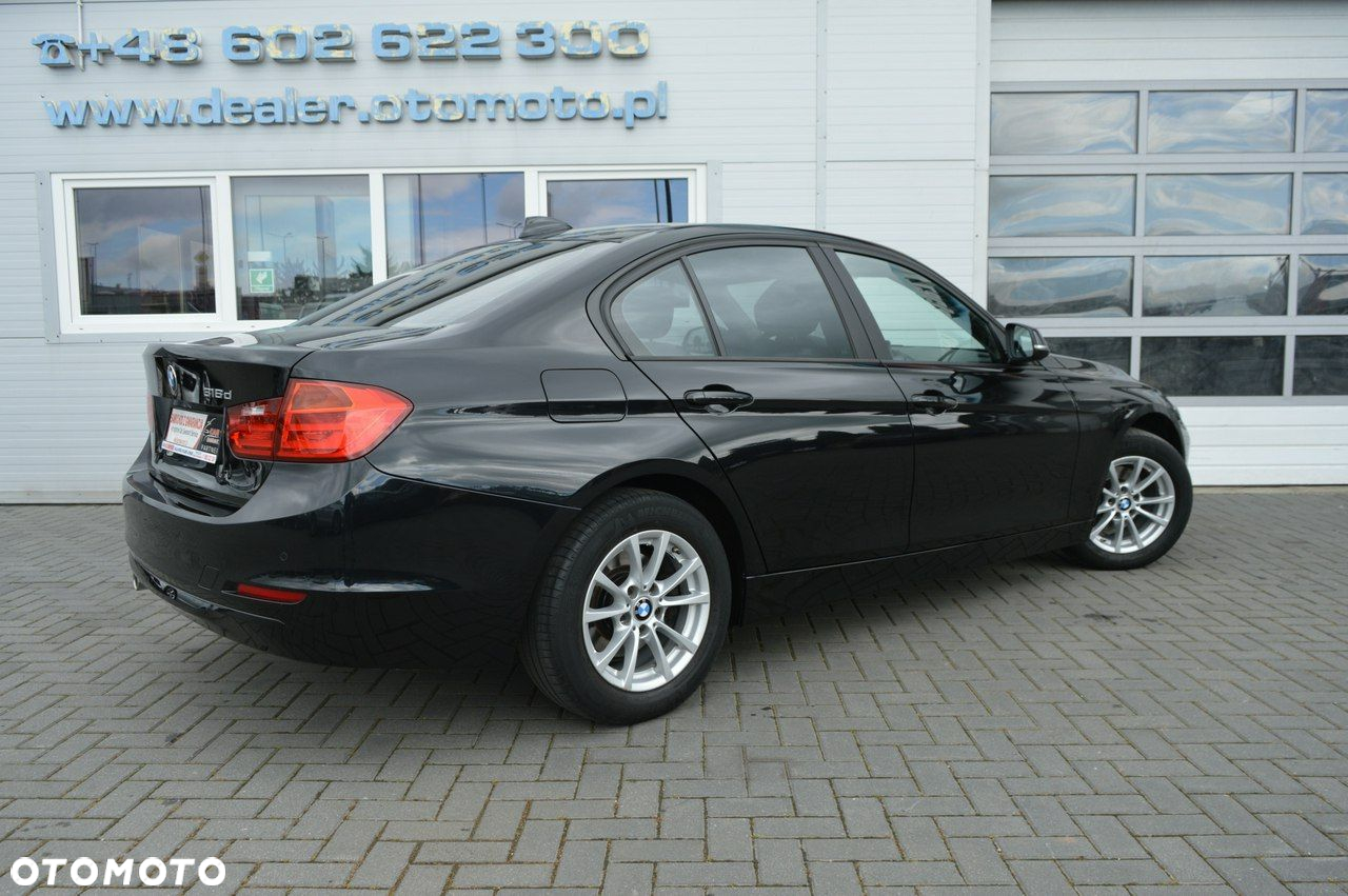BMW Seria 3 316d EU6 - 13