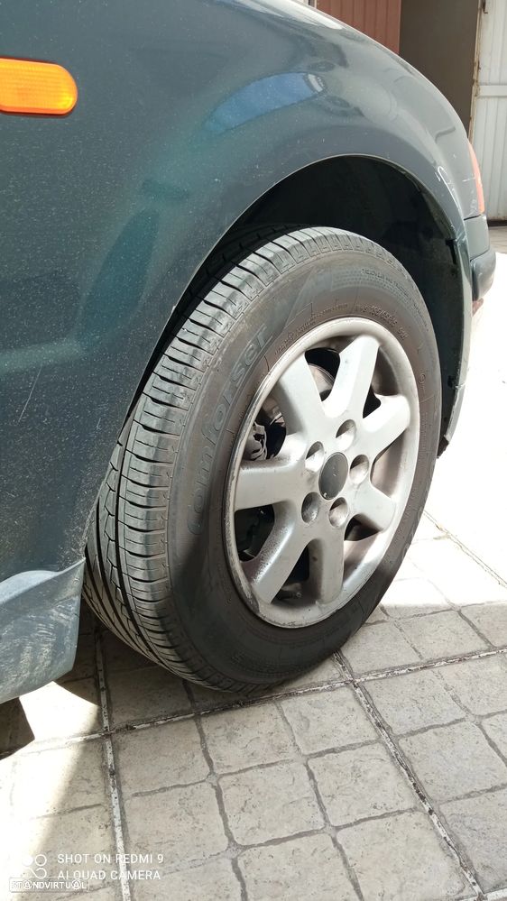 VW Passat 1.9 TDi Confortline - 26