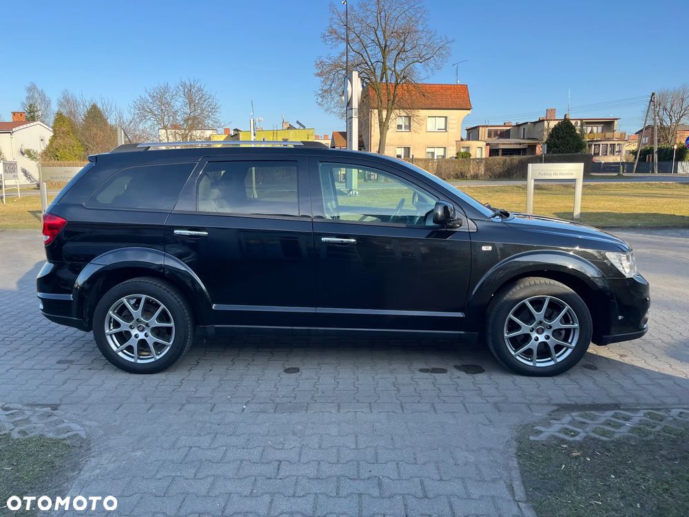 Fiat Freemont 2.0 Multijet Lounge AWD - 4