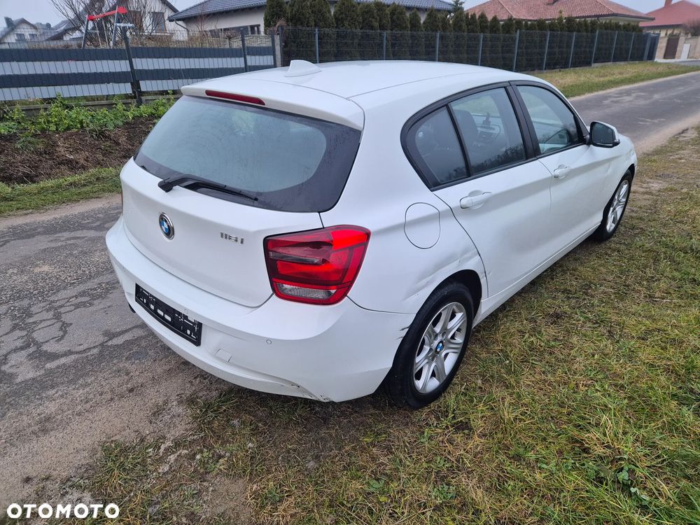 BMW Seria 1 116i - 5