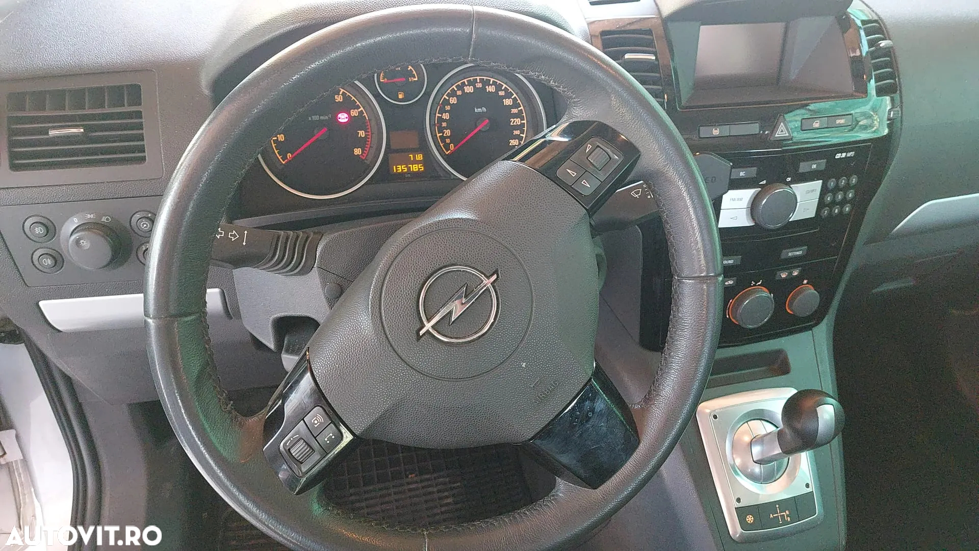 Opel Zafira 1.8 Easytronic Family Plus - 6