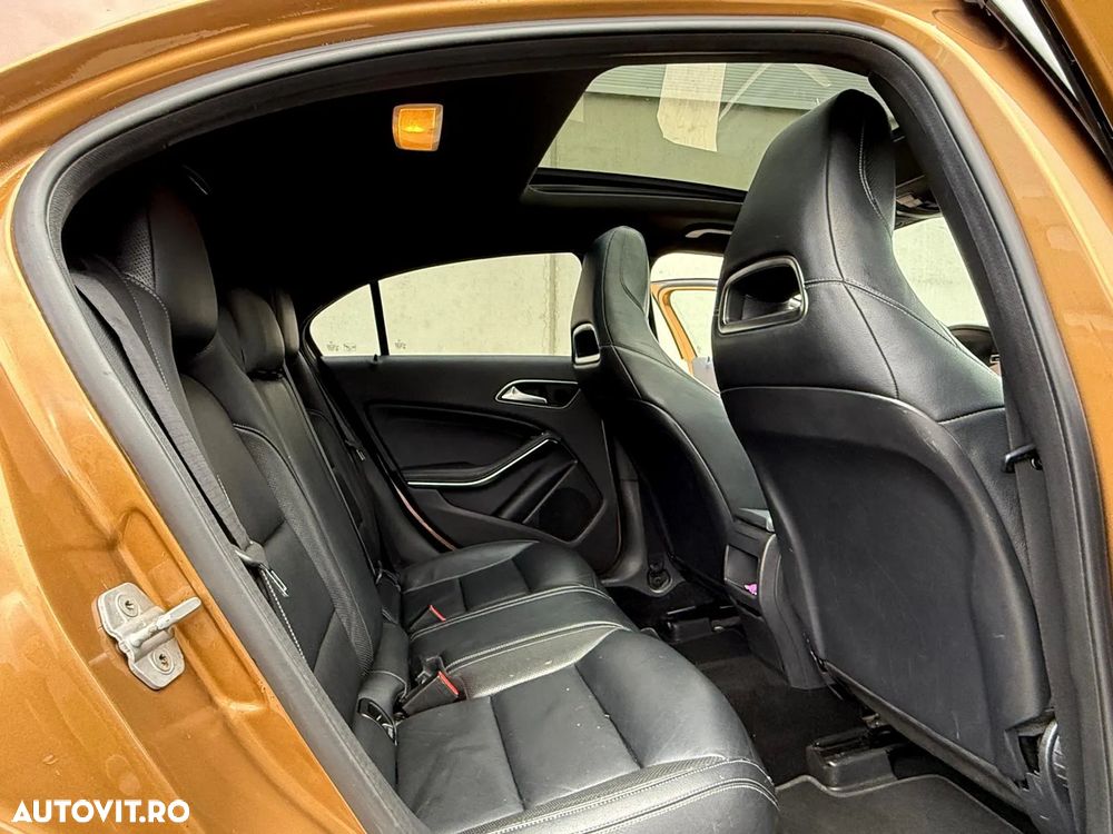 Mercedes-Benz A 180 CDI (BlueEFFICIENCY) AMG Sport - 12