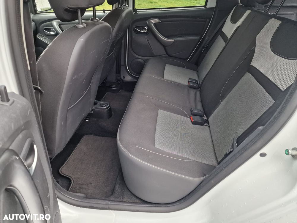 Dacia Duster 1.5 dCi 4x4 Prestige - 8