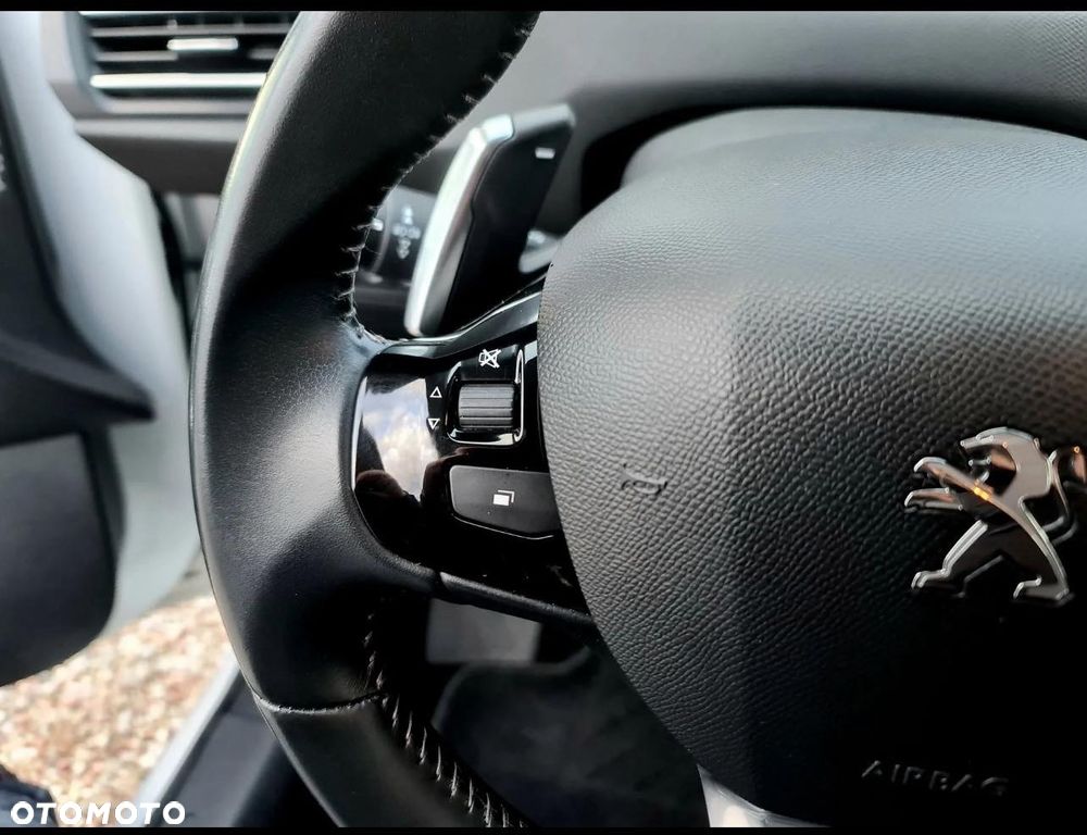 Peugeot 308 BlueHDi 130 EAT8 Allure Pack - 31