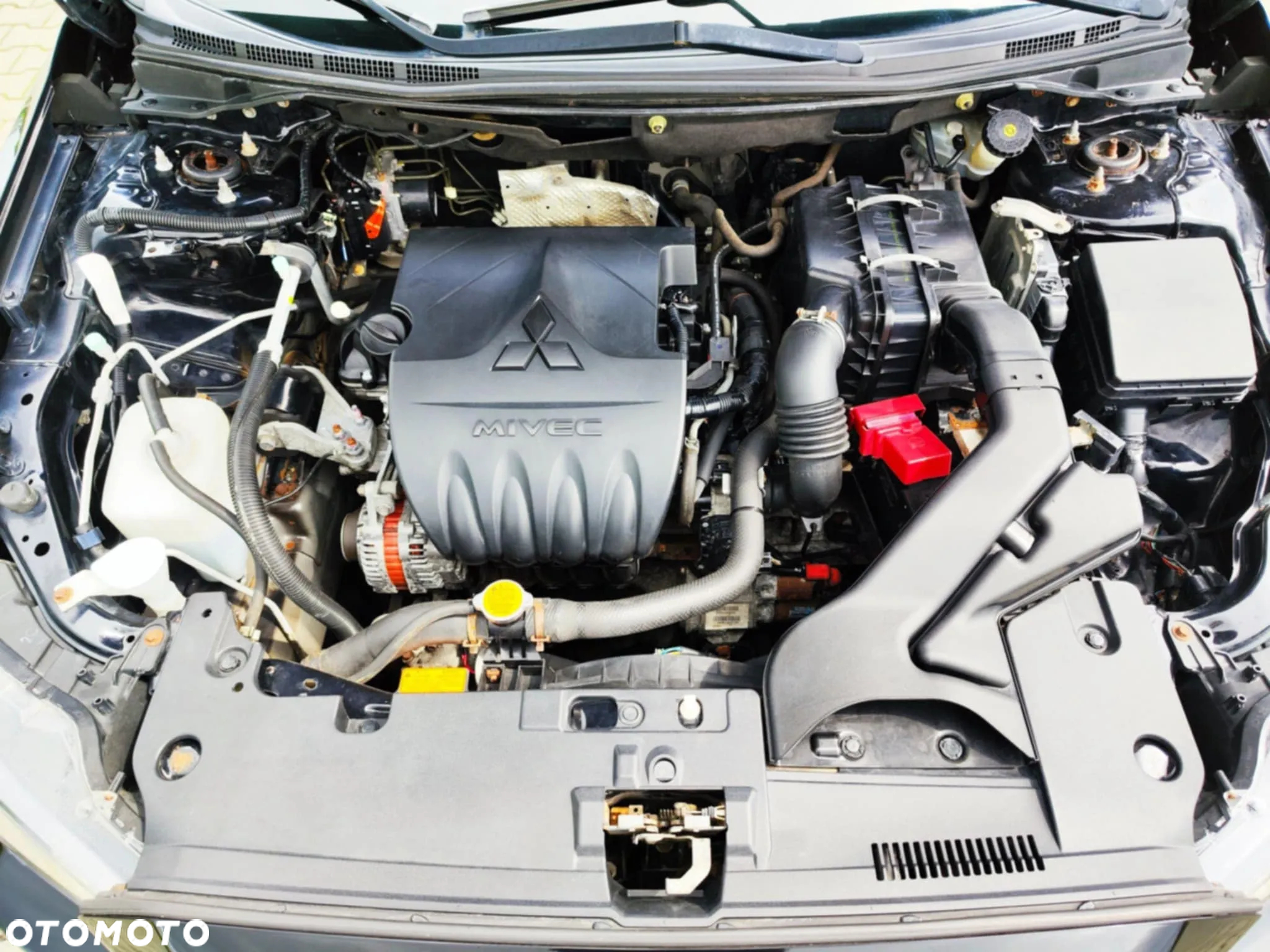 Mitsubishi Lancer 1.5 Inform - 35