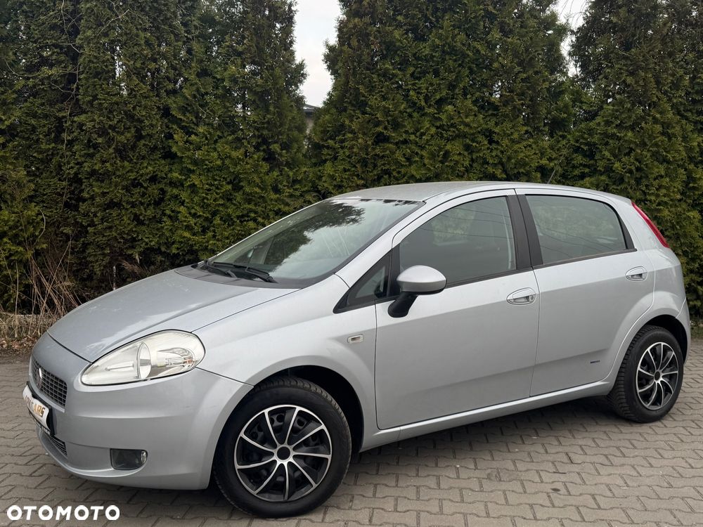 Fiat Grande Punto 1.4 8V Dualogic Active - 1