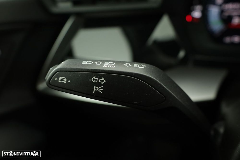 Audi A3 Sportback 45 TFSIe S line — fotografia 14