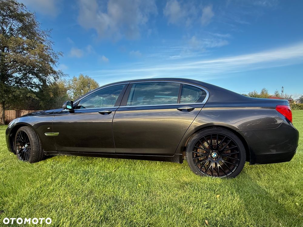 BMW Seria 7 - 2