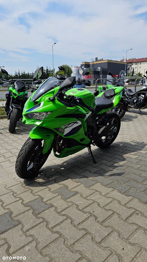 Kawasaki ZX - 2