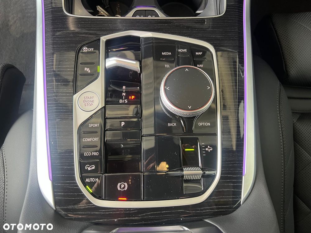 BMW X5 xDrive30d - 24