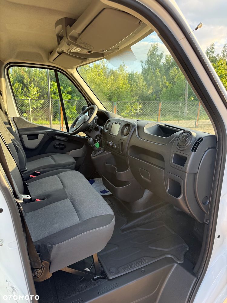 Renault Master - 16