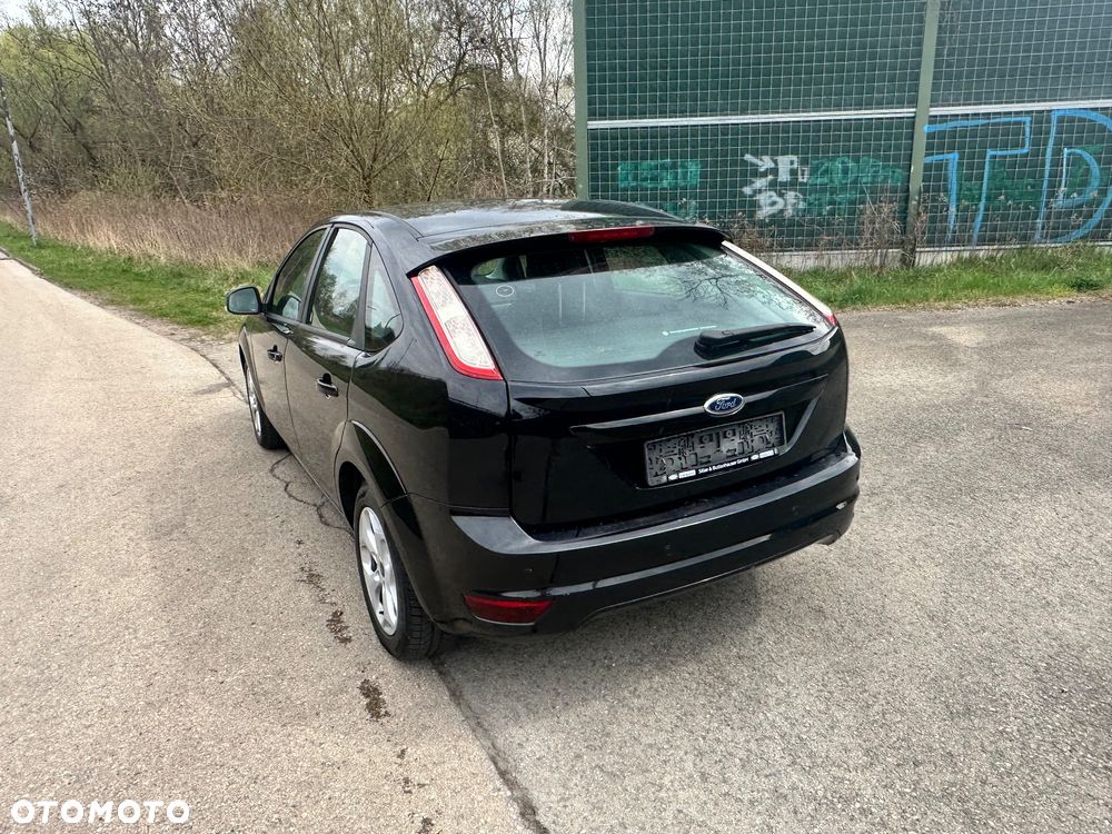 Ford Focus 1.8 Titanium - 6