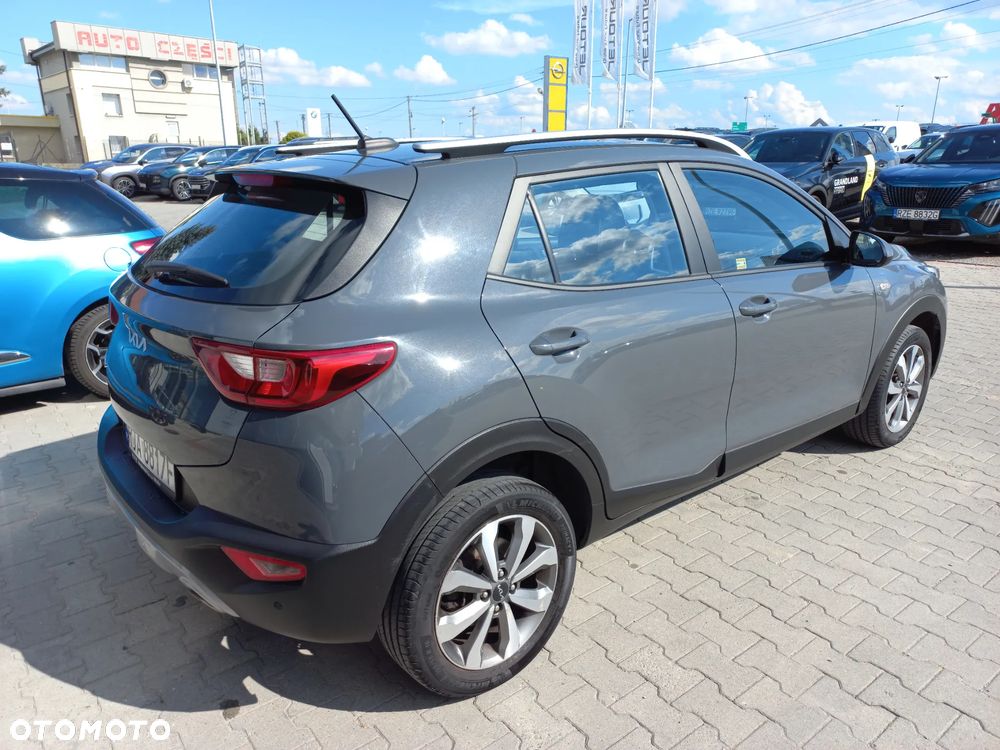 Kia Stonic 1.2 L - 5