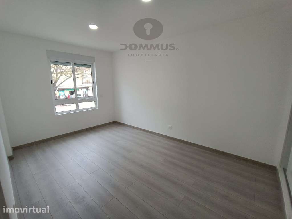 Apartamento T2 Totalmente Remodelado no Cacém - Grande imagem: 5/24