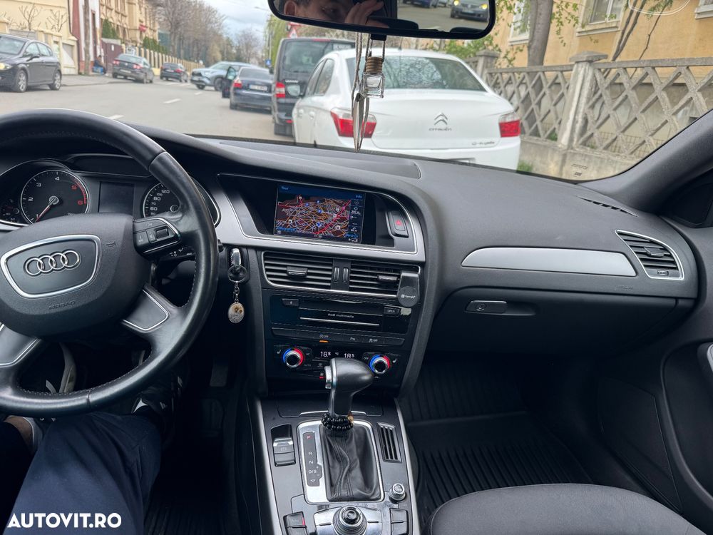 Audi A4 2.0 TDI DPF multitronic Ambiente - 8