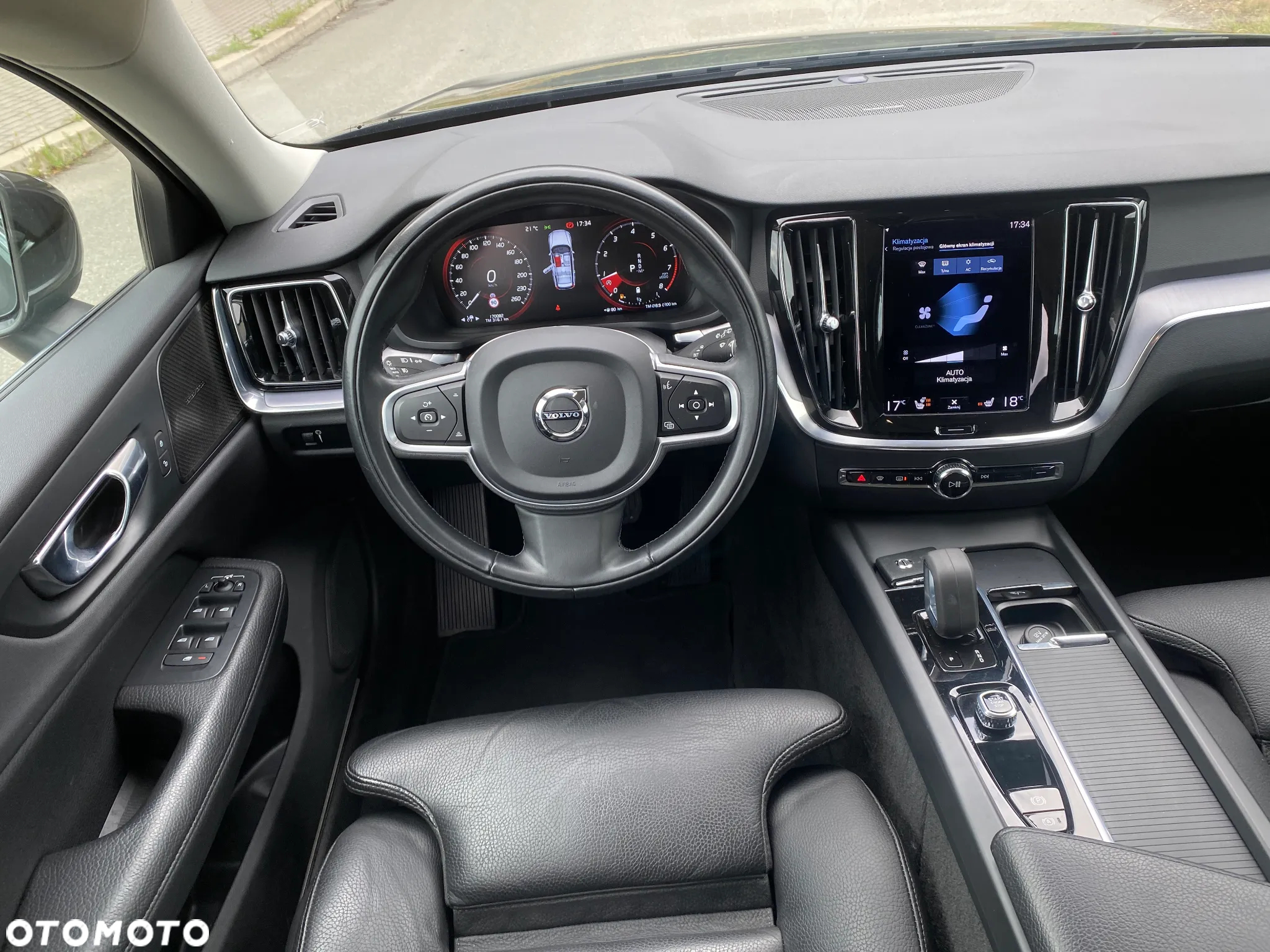 Volvo V60 B4 B Geartronic Momentum Pro - 11