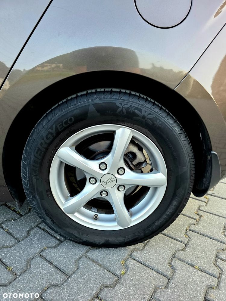 Kia Ceed 1.4 L - 15