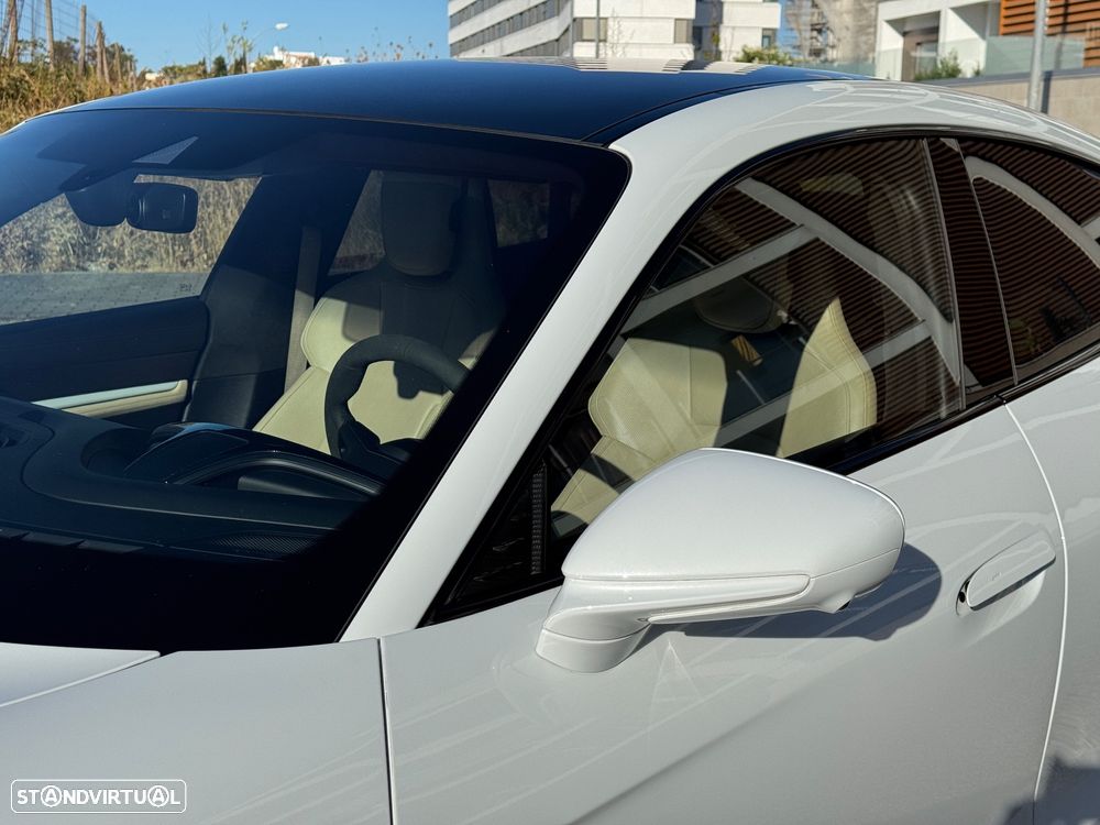 Porsche Taycan Turbo S - 13