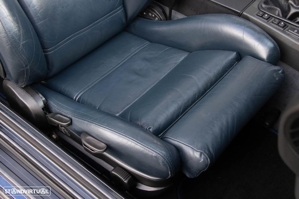 BMW 320 i Cabriolet - 46