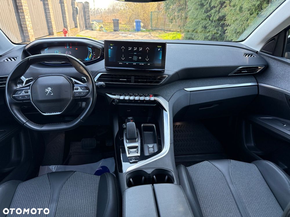 Peugeot 3008 1.6 PureTech Hybrid4 PHEV Allure S&S EAT8 - 9