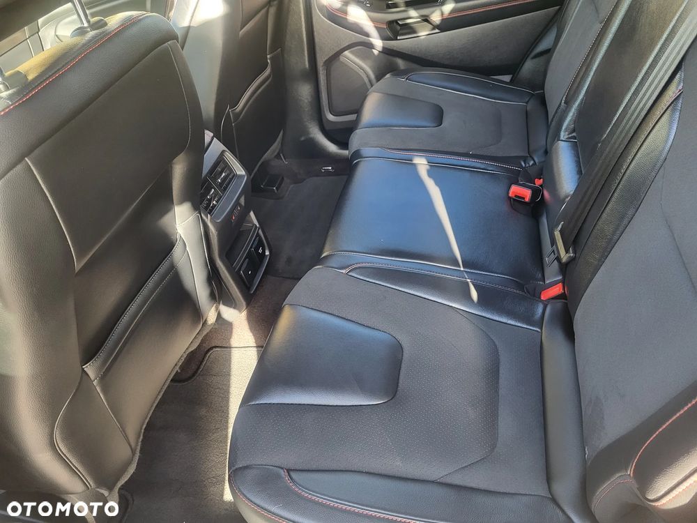 Ford Edge 2.0 EcoBlue Twin-Turbo 4WD ST-Line - 19