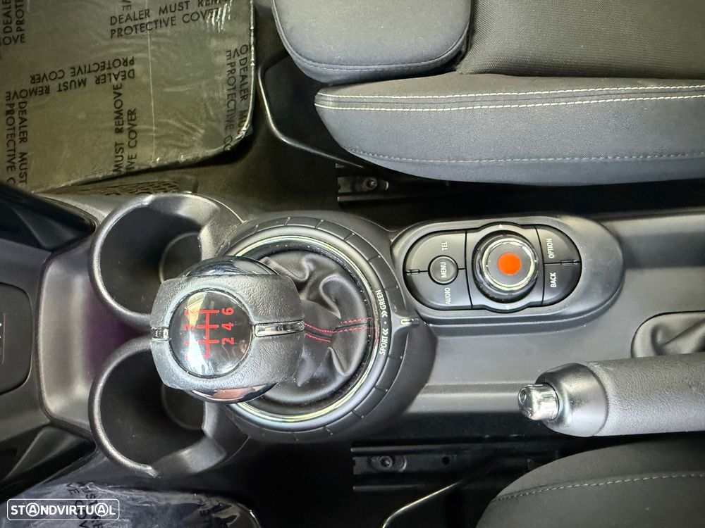 MINI 3 Portas Cooper D - 42