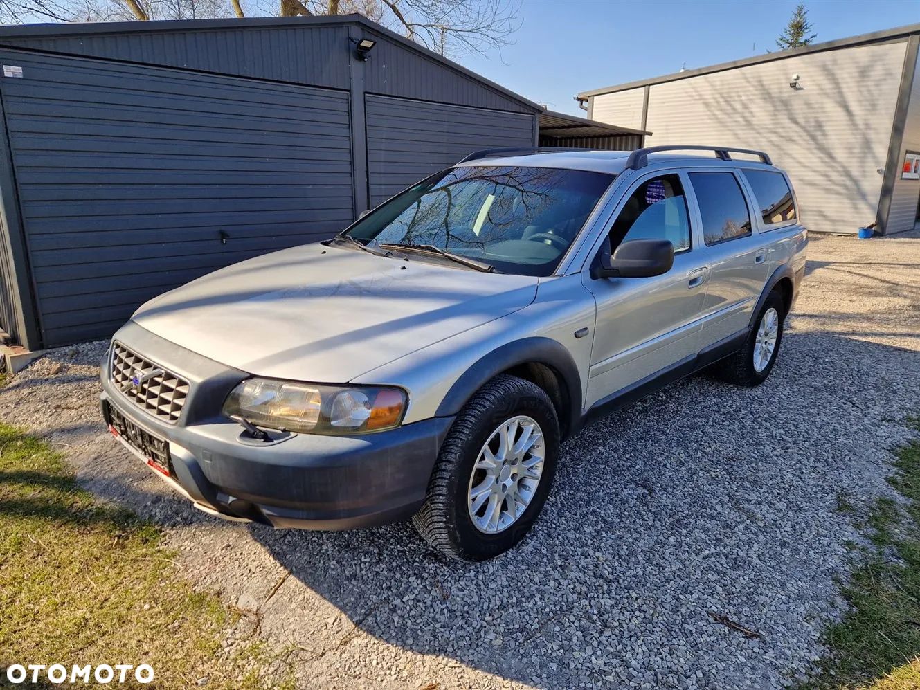 Volvo XC 70 AWD Momentum - 1