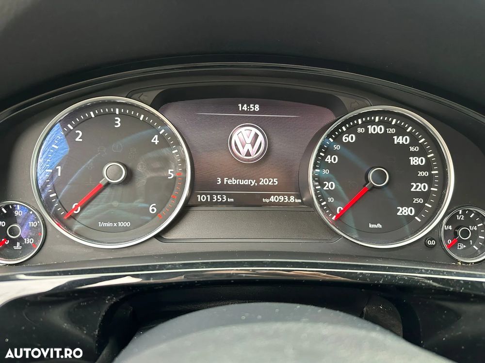 Volkswagen Touareg 3.0 V6 TDI BMT - 10