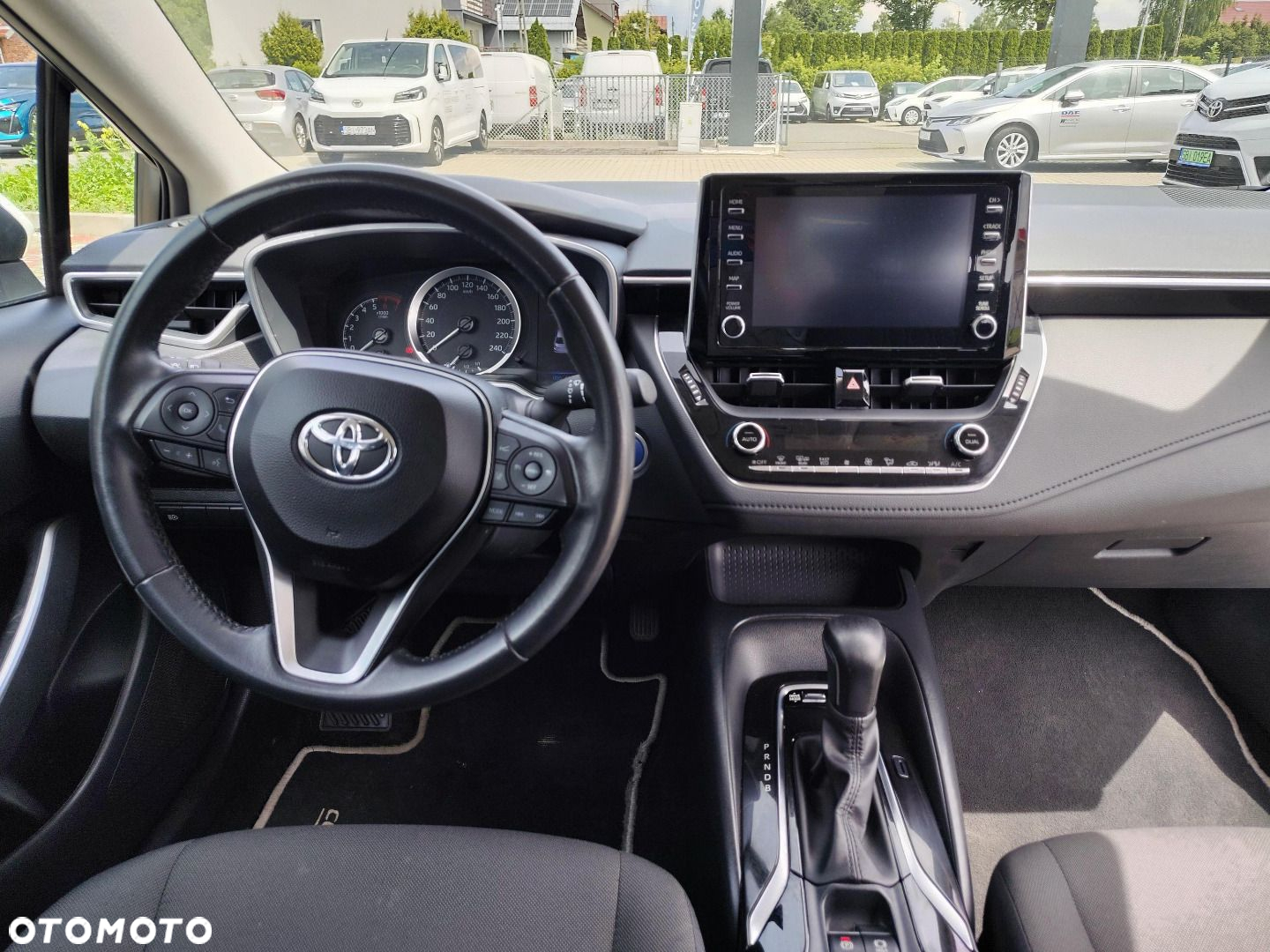 Toyota Corolla - 10