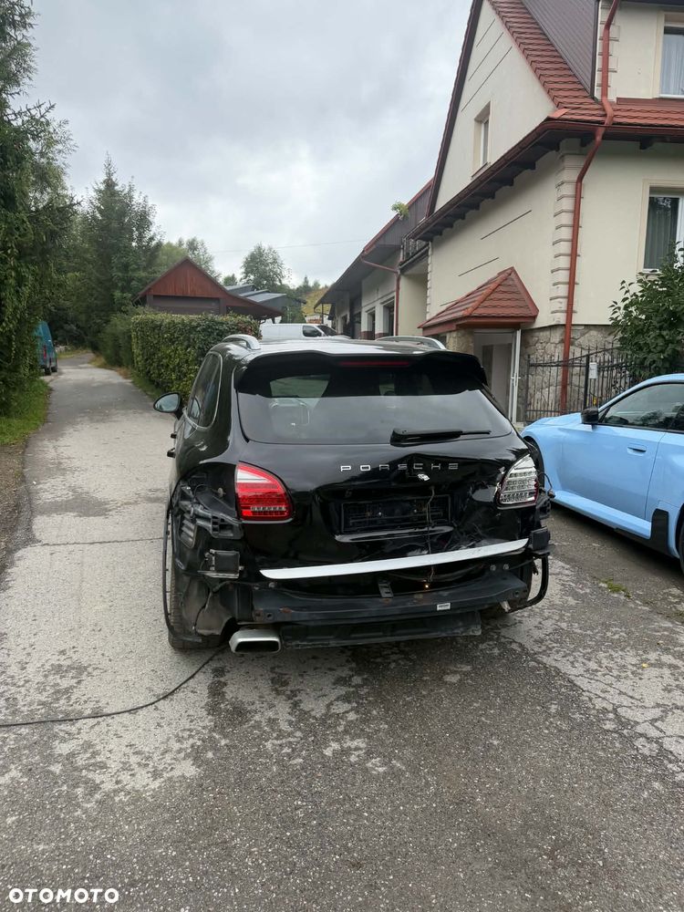 Porsche Cayenne - 7