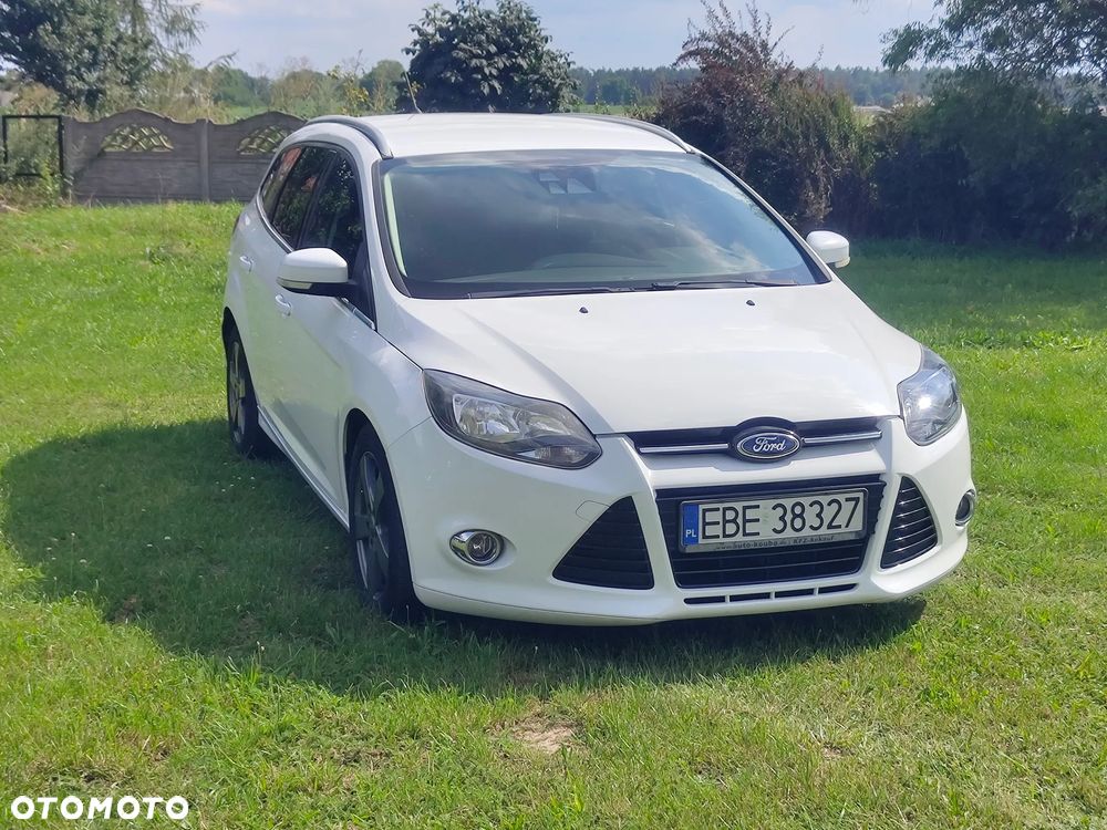 Ford Focus Turnier 1.6 TDCi ECOnetic 88g Start-Stopp-Sy Titanium - 3