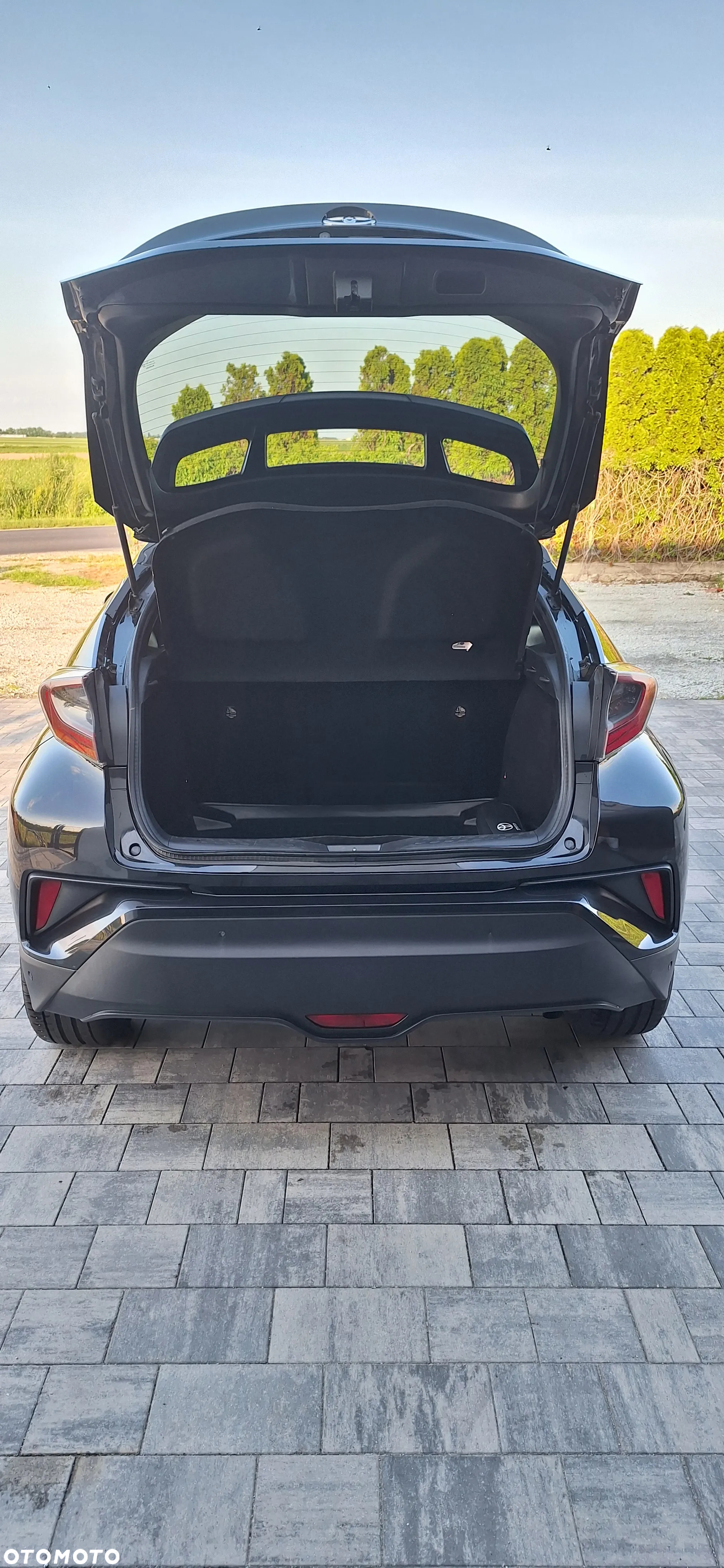 Toyota C-HR 1.8 Hybrid Executive - 16