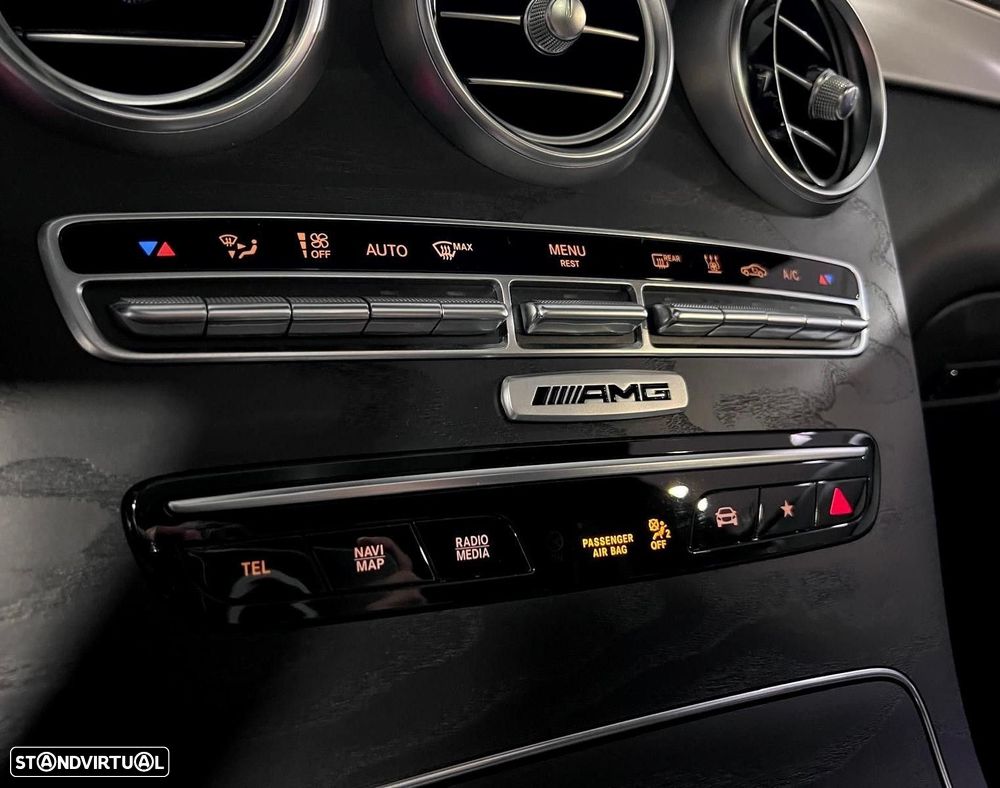 Mercedes-Benz GLC 300 e Coupé 4Matic - 52